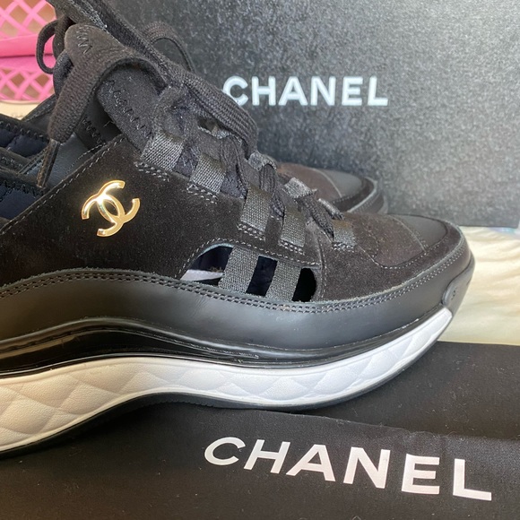 Chanel Shoes. Excellent Condition. Size 37.5 - Picture 1 of 9